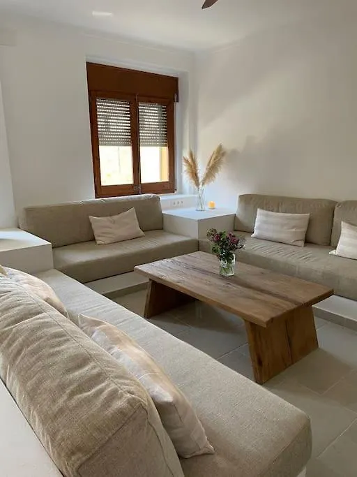Renovated House Palau-Saverdera Palau Saverdera